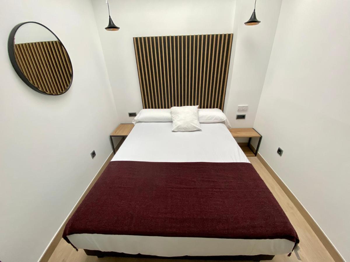 אלקאלה דה הנארס Evenia Alcala Boutique Hotel מראה חיצוני תמונה