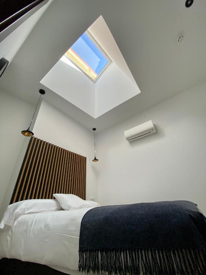 אלקאלה דה הנארס Evenia Alcala Boutique Hotel מראה חיצוני תמונה