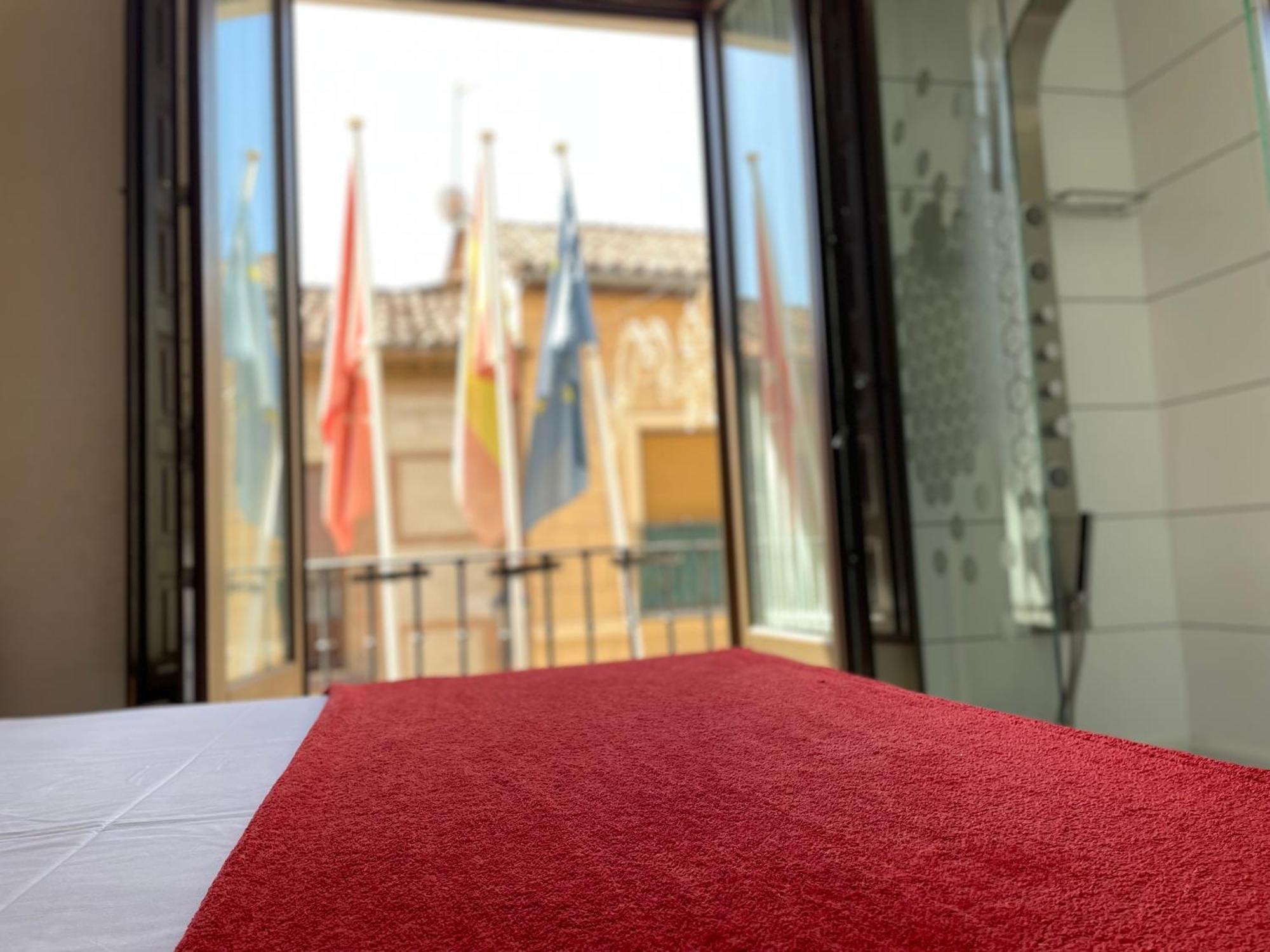 אלקאלה דה הנארס Evenia Alcala Boutique Hotel מראה חיצוני תמונה
