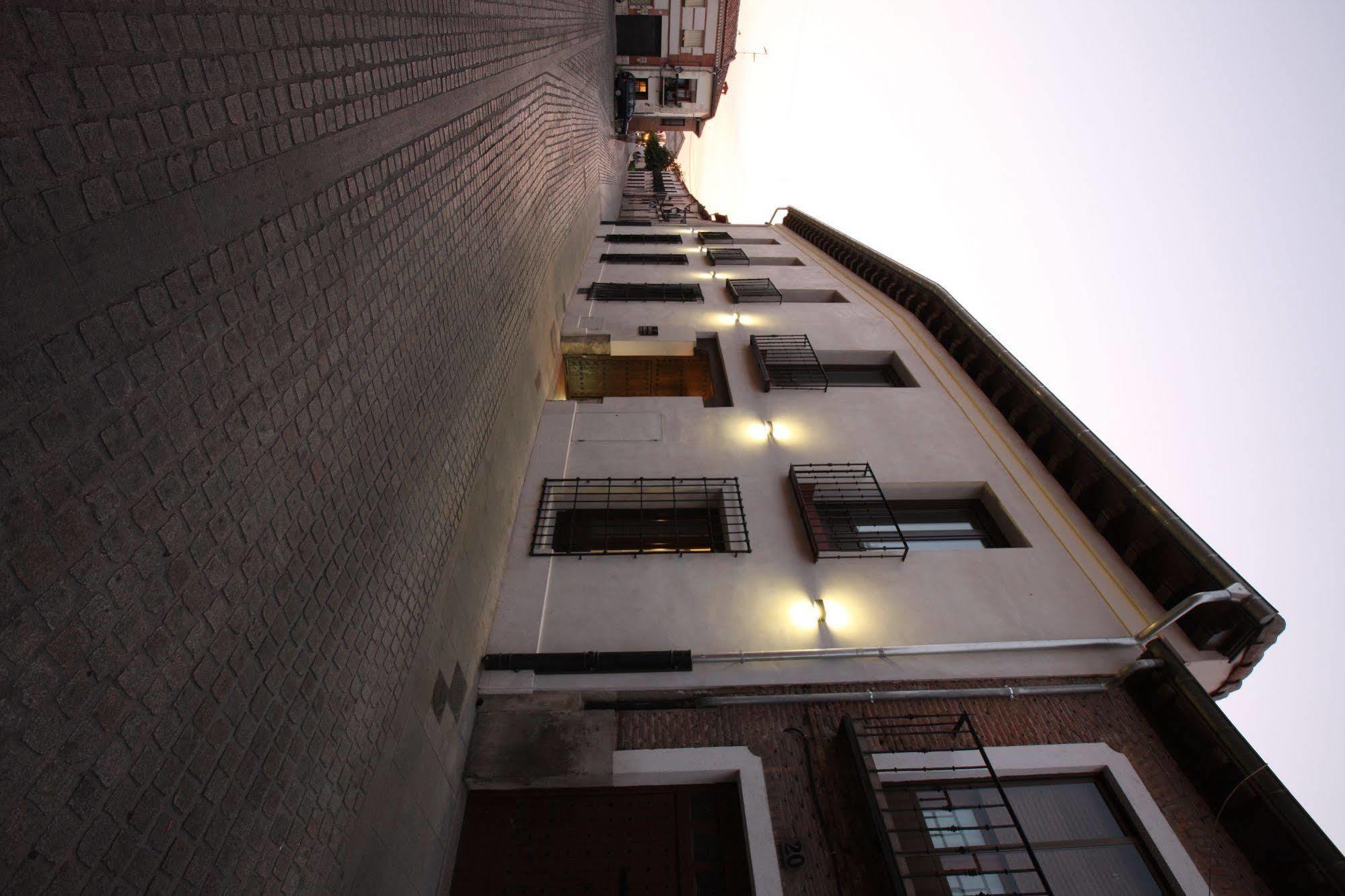 אלקאלה דה הנארס Evenia Alcala Boutique Hotel מראה חיצוני תמונה